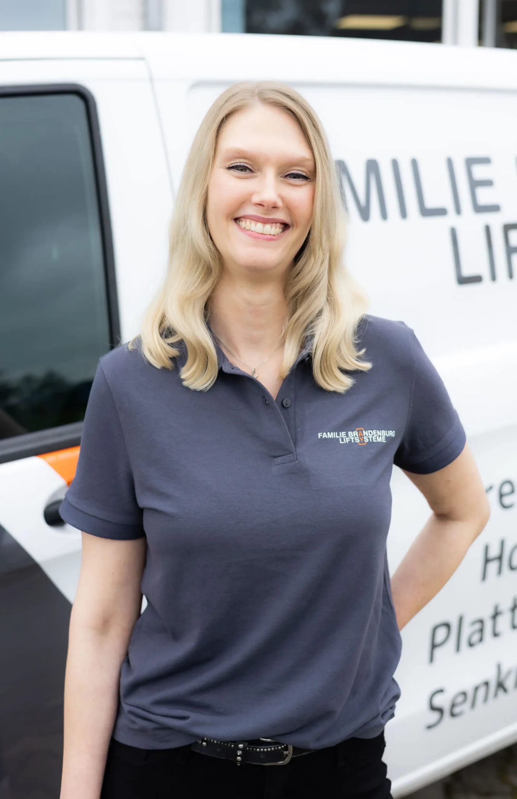 Das Bild zeigt ein Porträt von Jennifer Tegtmeyer.